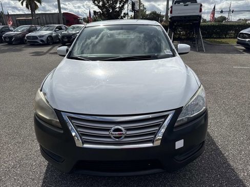 Used 2015 Nissan Sentra S image 9
