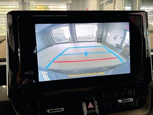 Used 2023 Toyota Corolla SE image 29