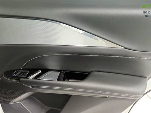 Used 2024 Cadillac Lyriq Tech RWD image 44