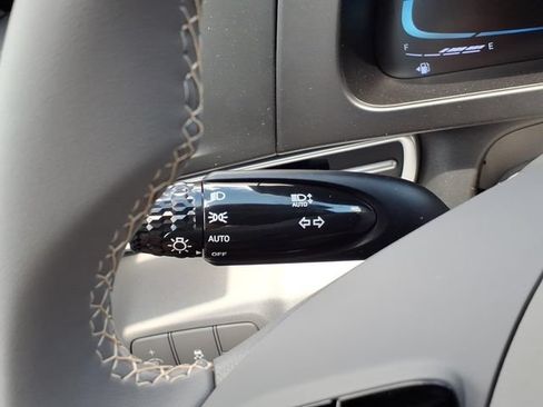 New 2026 Hyundai Elantra Sport FWD image 28