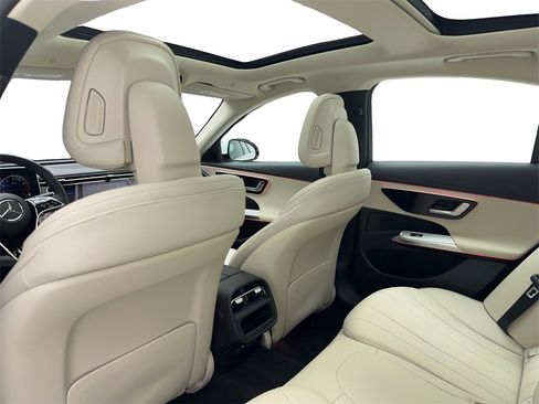 Used 2025 Mercedes-Benz E 350 Sedan w/ Winter Package image 45