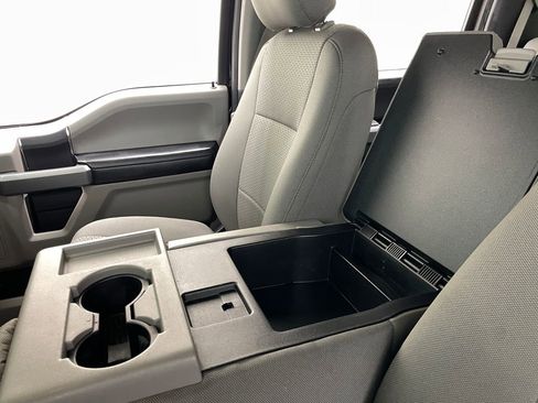 Used 2016 Ford F150 XLT image 28