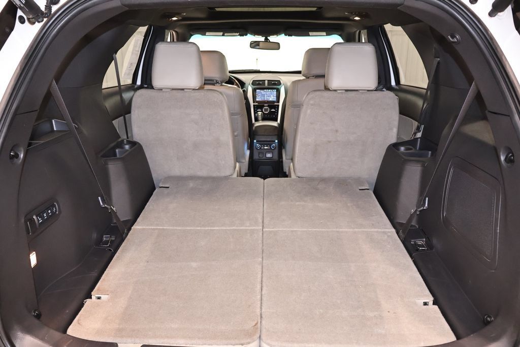 Used 2014 Ford Explorer Limited w/ Equipment Group 301A AWD/4WD image 42