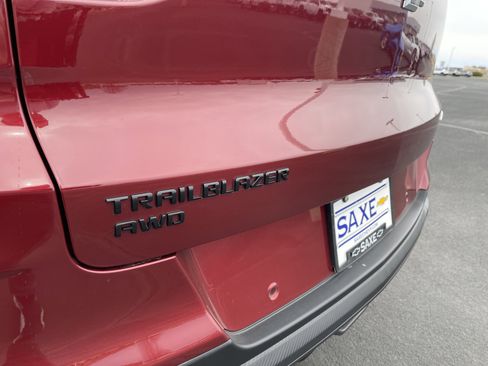 Used 2022 Chevrolet TrailBlazer RS w/ Technology Package image 26