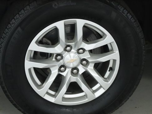 Used 2024 Chevrolet Tahoe LT AWD/4WD image 12