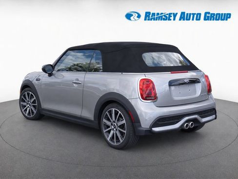 Used 2024 MINI Cooper S FWD image 3