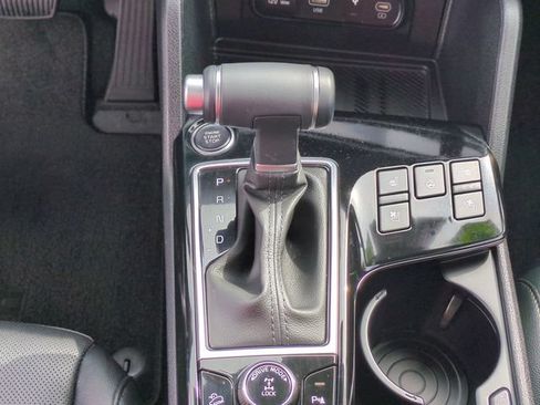 Certified 2025 Kia Sportage SX AWD/4WD image 24