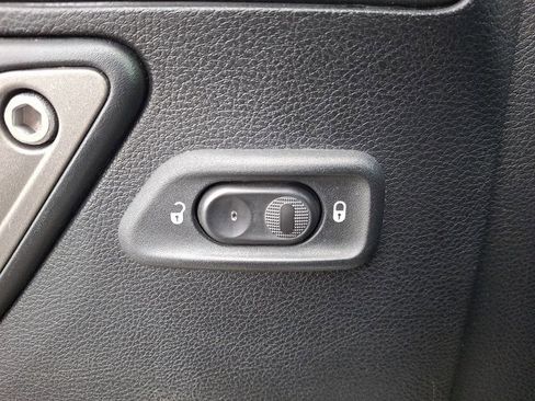 Used 2016 Jeep Wrangler Sport image 22