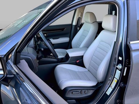 Used 2026 Honda CR-V EX-L image 8