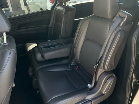Used 2018 Honda Odyssey EX-L image 23
