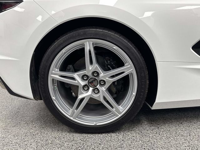 Used 2020 Chevrolet Corvette Stingray Preferred Cpe w/ 2LT Preferred Equipment Group RWD image 9