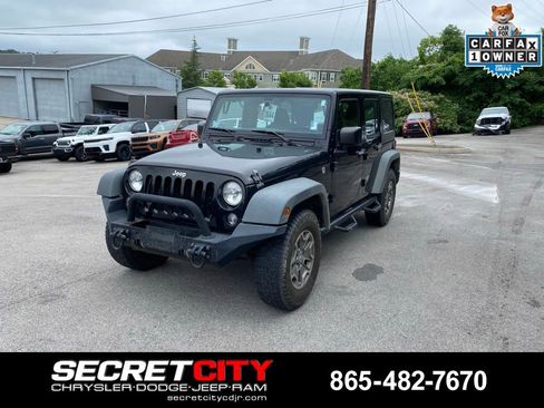 Used 2016 Jeep Wrangler Unlimited Sport w/ Connectivity Group AWD/4WD image 1