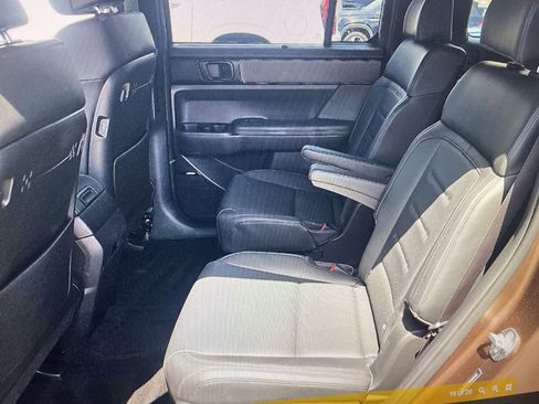 Used 2025 Hyundai Santa Fe Calligraphy AWD/4WD image 15