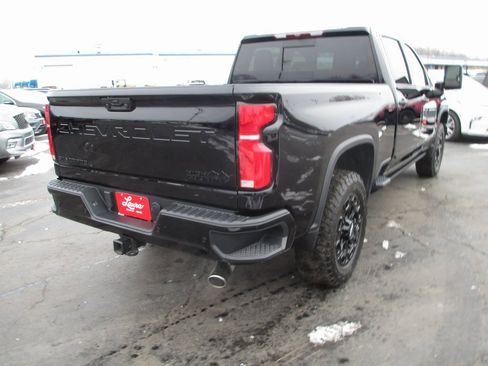 Certified 2024 Chevrolet Silverado 2500 High Country w/ Midnight Edition image 5