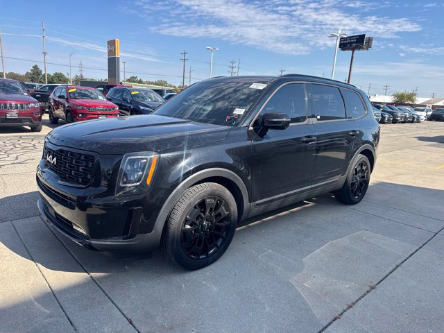 Used 2022 Kia Telluride SX w/ SX Prestige Package AWD/4WD image 2