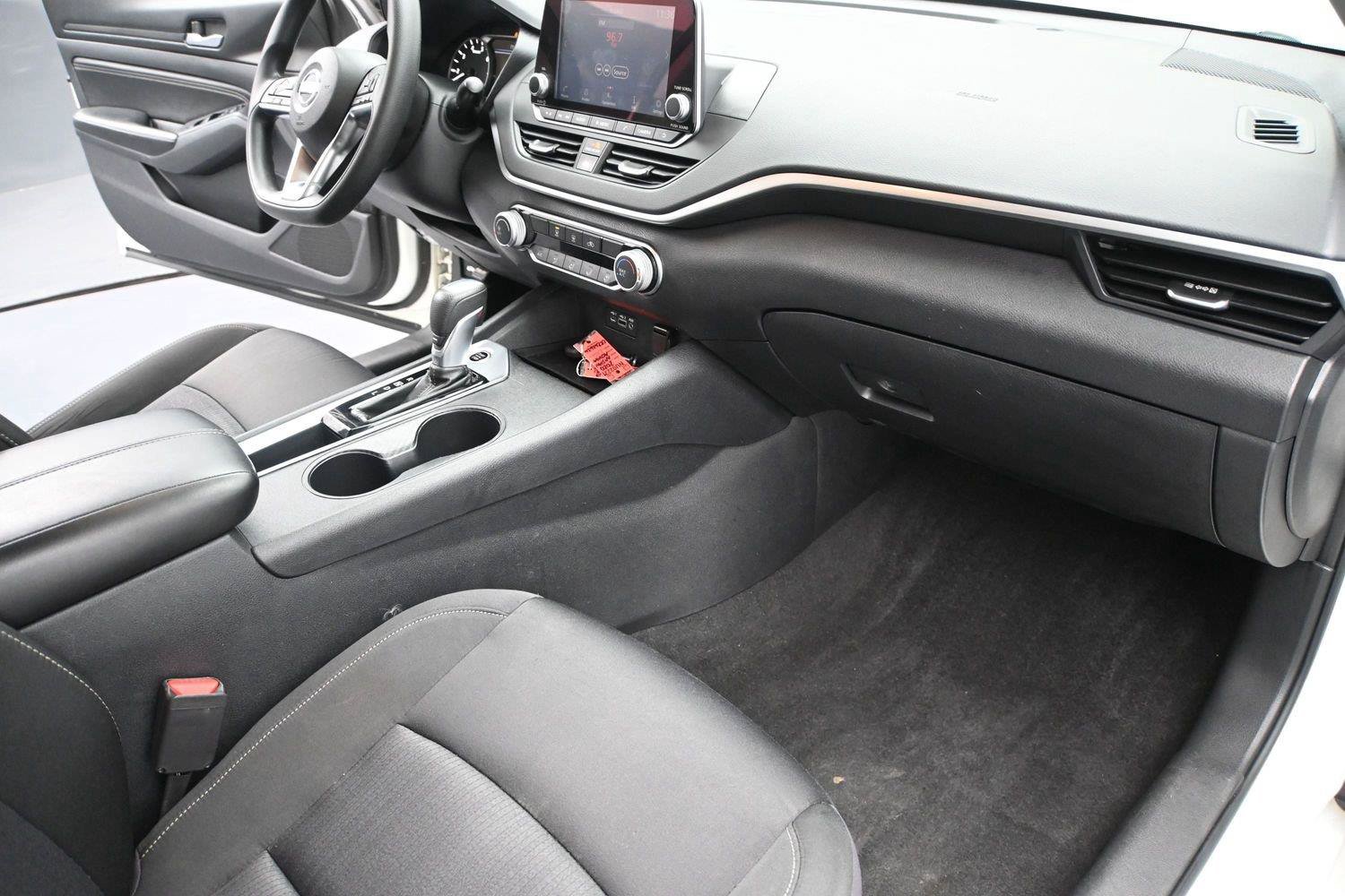 Used 2020 Nissan Altima 2.5 S FWD image 18