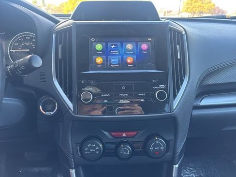 Used 2023 Subaru Forester Premium image 25