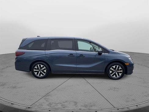 Used 2025 Honda Odyssey EX-L image 25