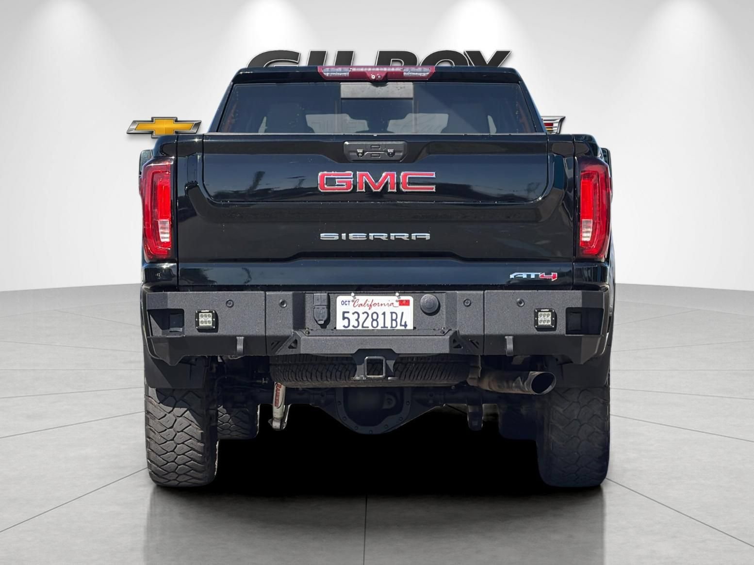 Used 2022 GMC Sierra 2500 AT4 w/ AT4 Premium Plus Package AWD/4WD image 4