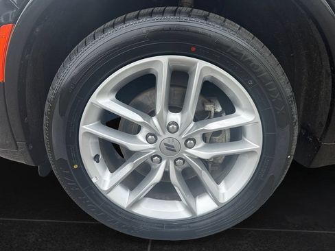 Used 2024 Dodge Durango GT AWD/4WD image 9