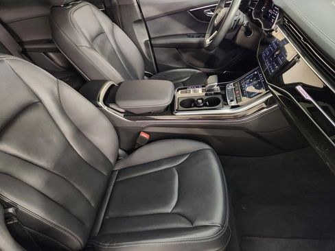 Used 2025 Audi Q7 3.0T Premium Plus image 3