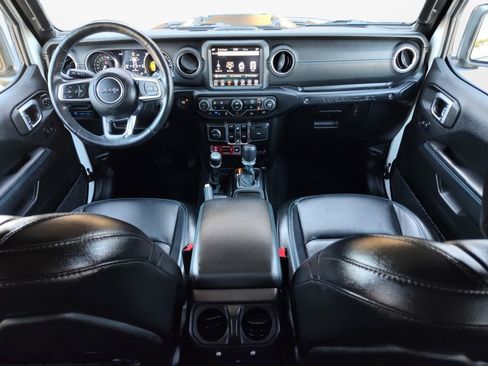 Used 2022 Jeep Wrangler Unlimited Rubicon 4xe w/ Cold Weather Group image 3