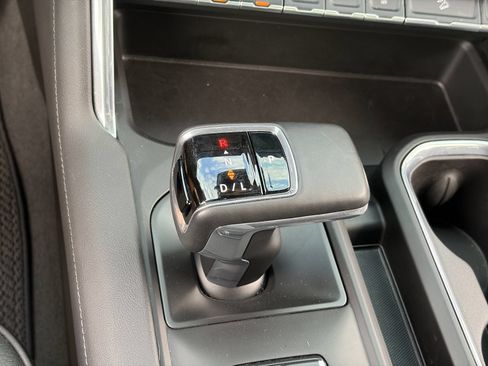 Certified 2025 GMC Sierra 1500 Denali AWD/4WD image 32