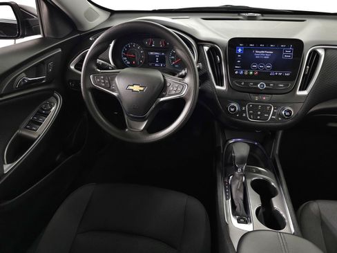 Used 2024 Chevrolet Malibu LT FWD image 13