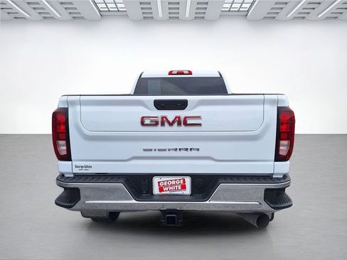 Used 2024 GMC Sierra 2500 Pro AWD/4WD image 5