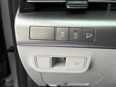 Used 2024 Hyundai Kona SE AWD/4WD image 20