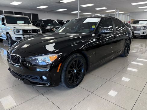 Used 2017 BMW 320i Sedan image 8