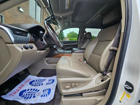 Used 2019 Chevrolet Tahoe Premier AWD/4WD image 37