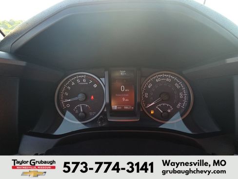 Used 2021 Toyota Tacoma TRD Sport w/ Technology Package AWD/4WD image 17