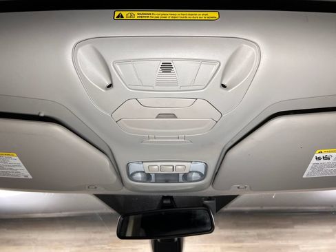 Used 2017 Ford Transit Connect Titanium FWD image 17