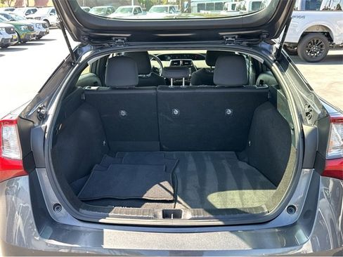 Used 2022 Toyota Prius L Eco image 18