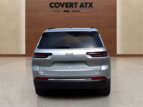 New 2025 Jeep Grand Cherokee L Laredo w/ Luxury Tech Group I image 8