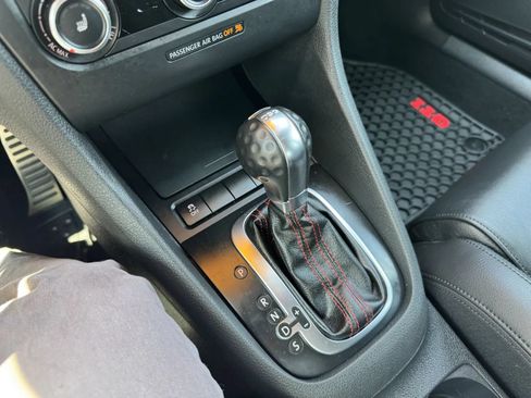 Used 2012 Volkswagen GTI Autobahn FWD image 22