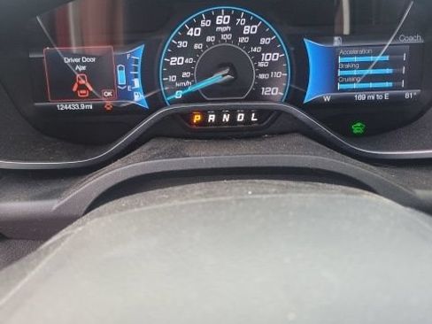 Used 2015 Ford C-MAX SE w/ Equipment Group 201A FWD image 3