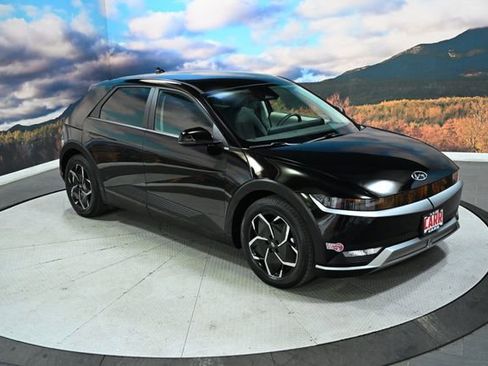 Used 2024 Hyundai Ioniq 5 SEL RWD image 2