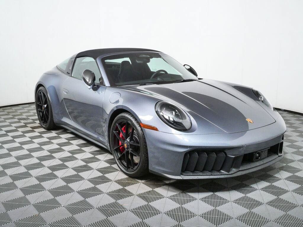 Certified 2026 Porsche 911 Targa 4 GTS AWD/4WD image 29