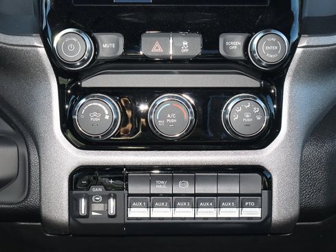 New 2026 RAM 3500 Tradesman w/ Chrome Appearance Group A image 18