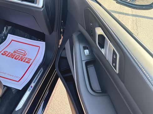 Used 2023 BMW X7 xDrive40i w/ M Sport Package image 35