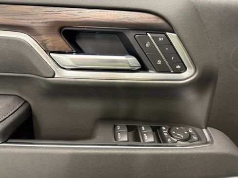 New 2026 GMC Sierra 2500 SLT w/ SLT Premium Package image 15