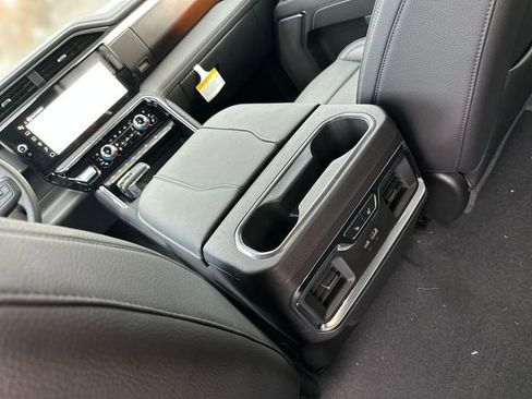 New 2025 GMC Sierra 1500 Denali w/ Denali Reserve Package image 25