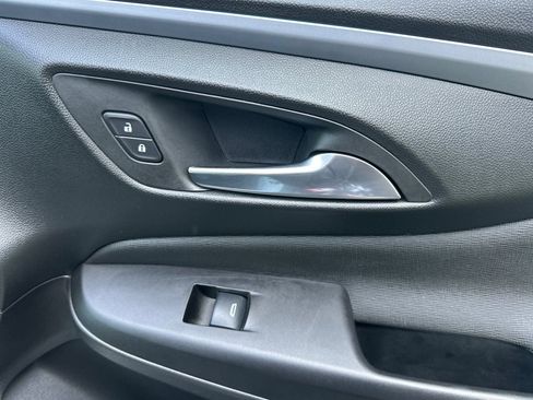 Certified 2024 Buick Envista Preferred image 22