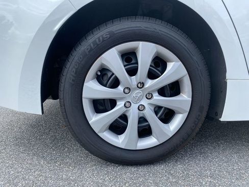 Used 2021 Toyota Corolla SE image 30