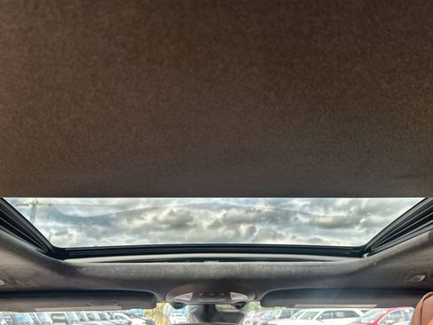 New 2026 Chrysler Pacifica Pinnacle w/ Trailer Tow Group image 24