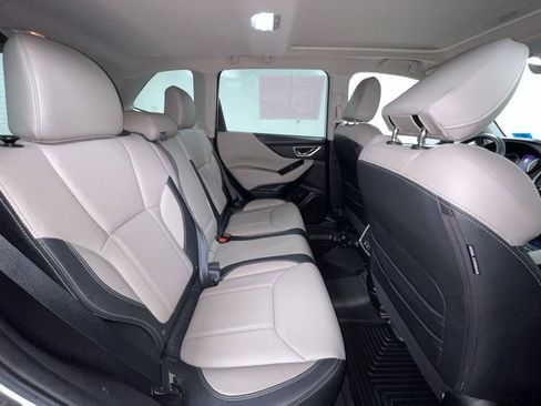 Used 2021 Subaru Forester Limited image 17