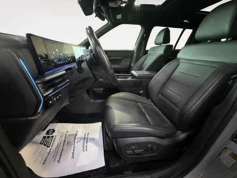 Used 2025 Hyundai Santa Fe Calligraphy AWD/4WD image 11