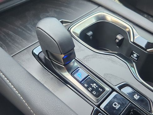 Used 2025 Lexus RX 350 w/ Convenience Package image 9